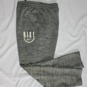 Nike Dri-Fit Boy's XL Gray Spotlight Basketball Pants Zip Security Pocket AQ4243